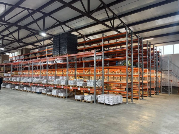 Будівництво складів